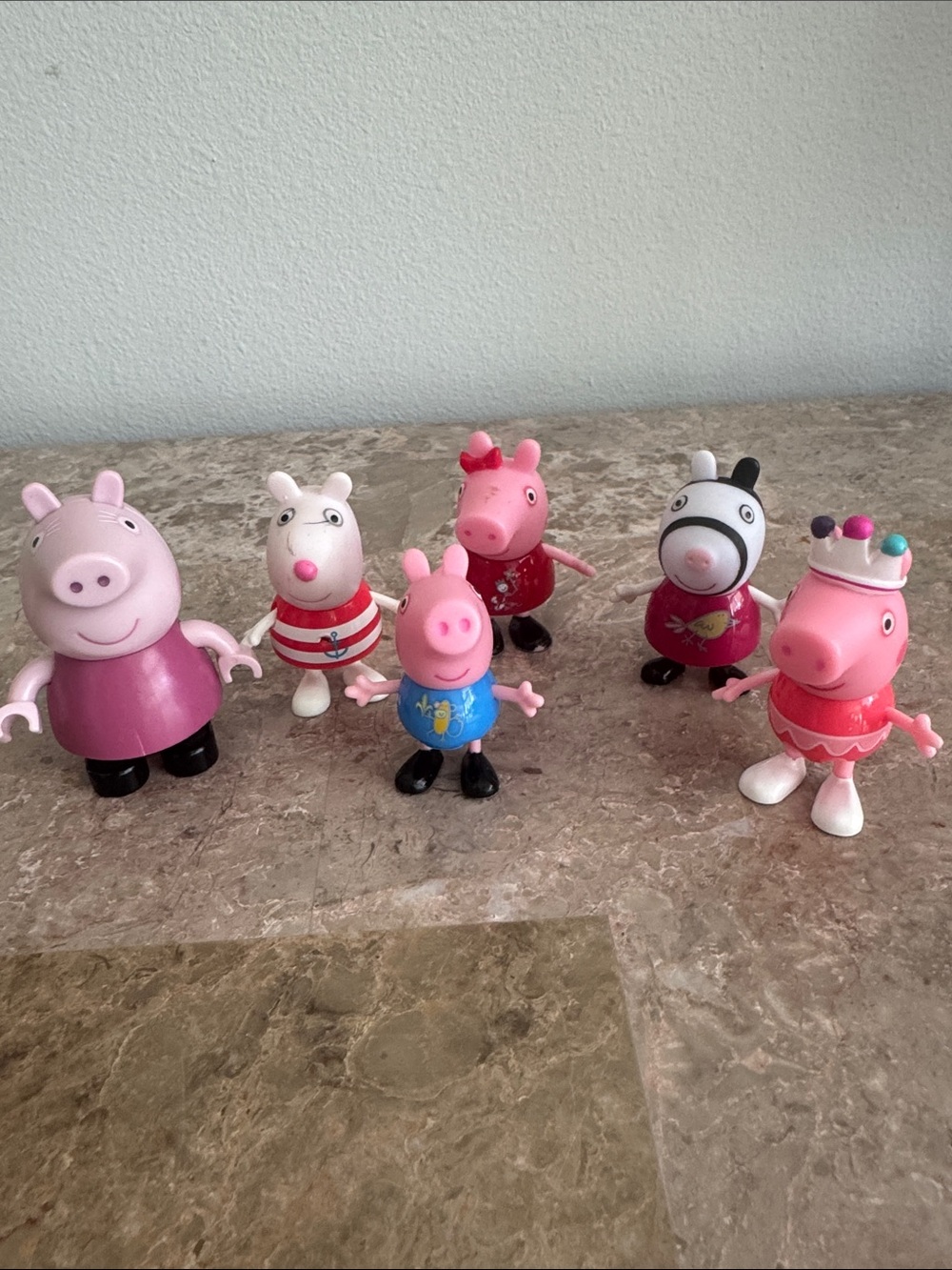 Peppa Pig Assorted Character Toy Figures Set of 6